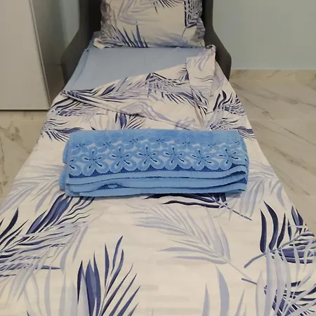 Blue Apartment, гр. アパート